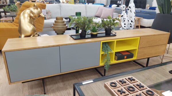 ⁦מזנון דגם רבע - מהתצוגה⁩ – תמונה ⁦2⁩