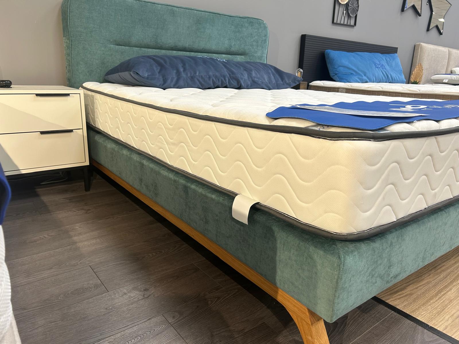 מיטה מרופדת דגם 336 - מהתצוגה – תמונה 5