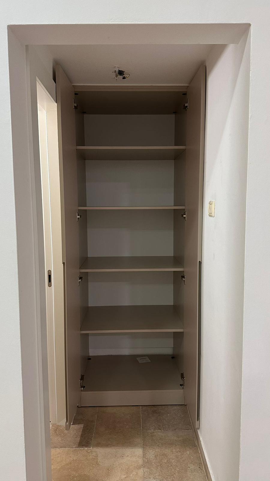 ארון קיר אלגנטי – תמונה 3