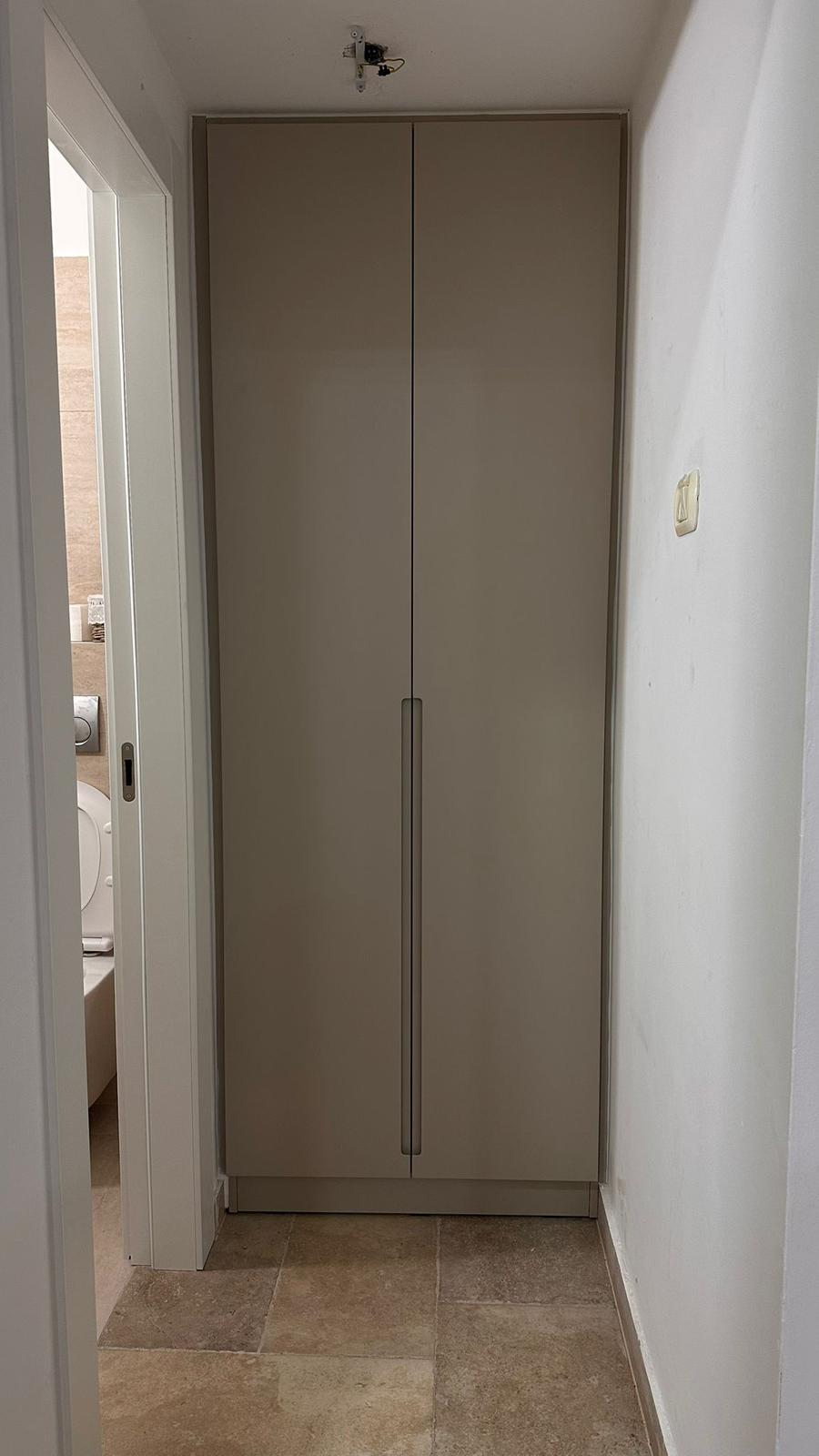 ארון קיר אלגנטי – תמונה 2